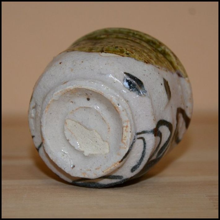 織部カニ文ぐい吞み