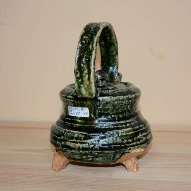 ���D���y�r