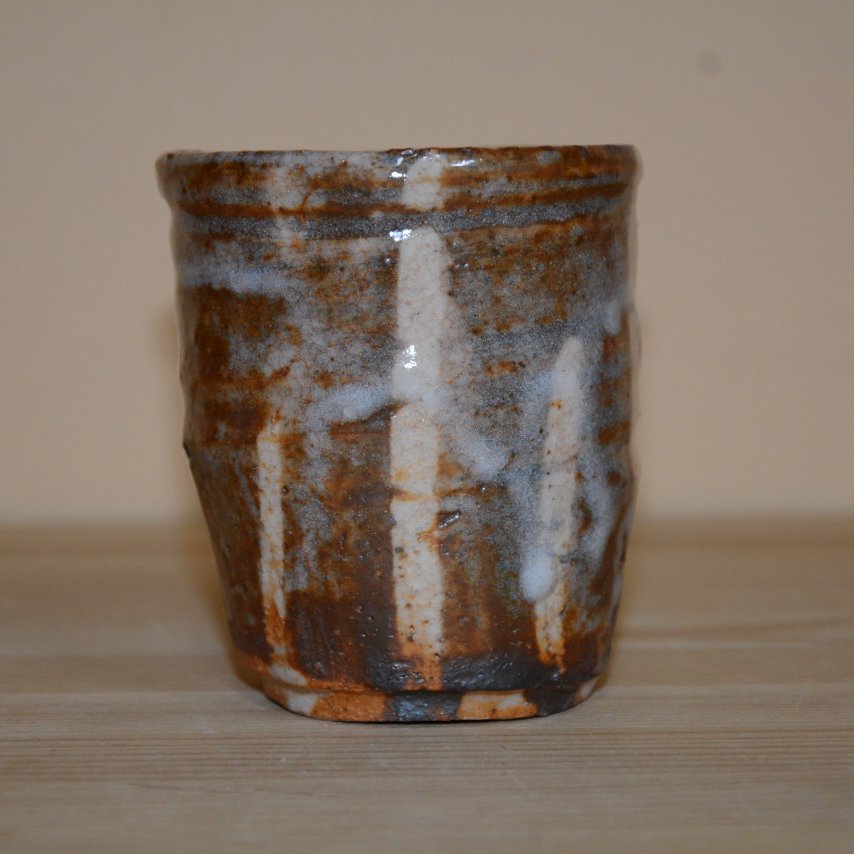 鼠志野トクサ文湯飲み