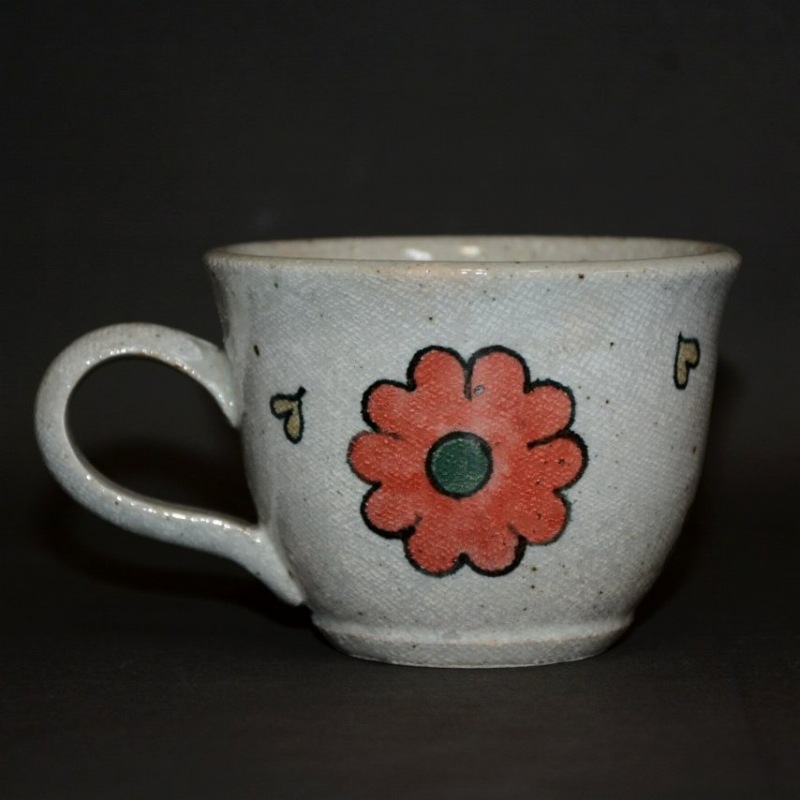 布目花の絵マグカップ
