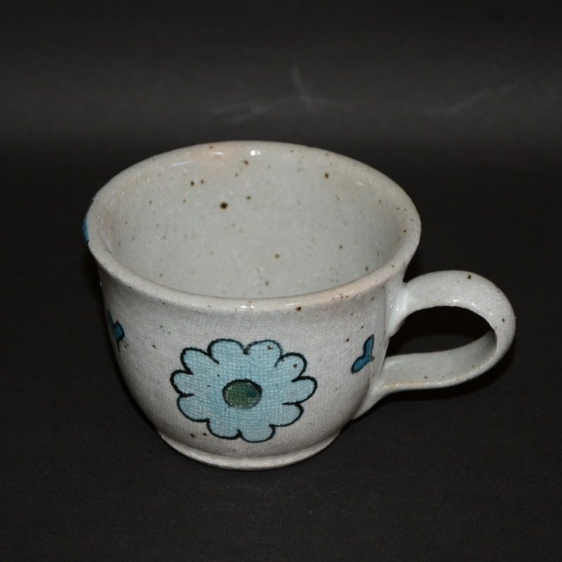 布目花の絵マグカップ