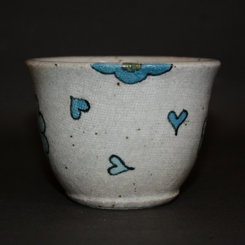 布目花の絵マグカップ