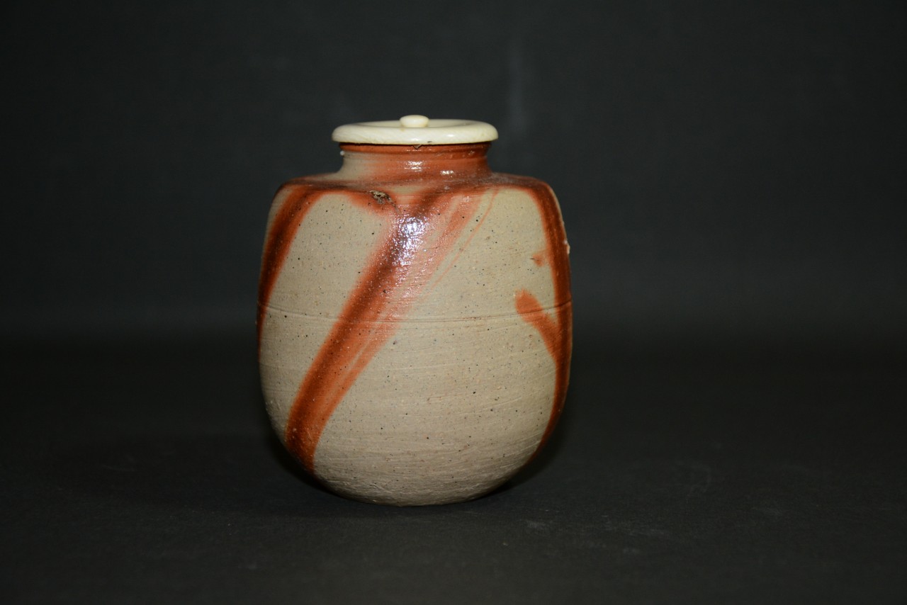 備前ヒダスキ茶入　山本雄一造　